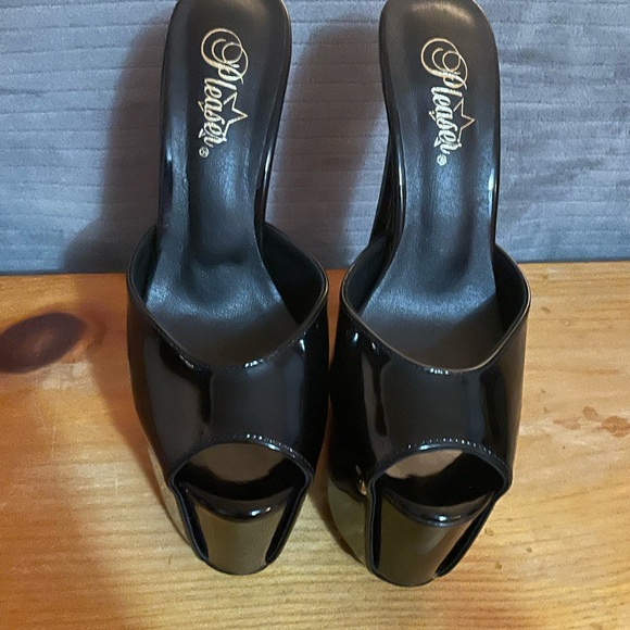 Pleaser Black Platform Mule 7” Heels - Picture 4 of 4